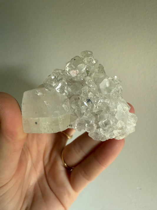 Apophyllite / Small