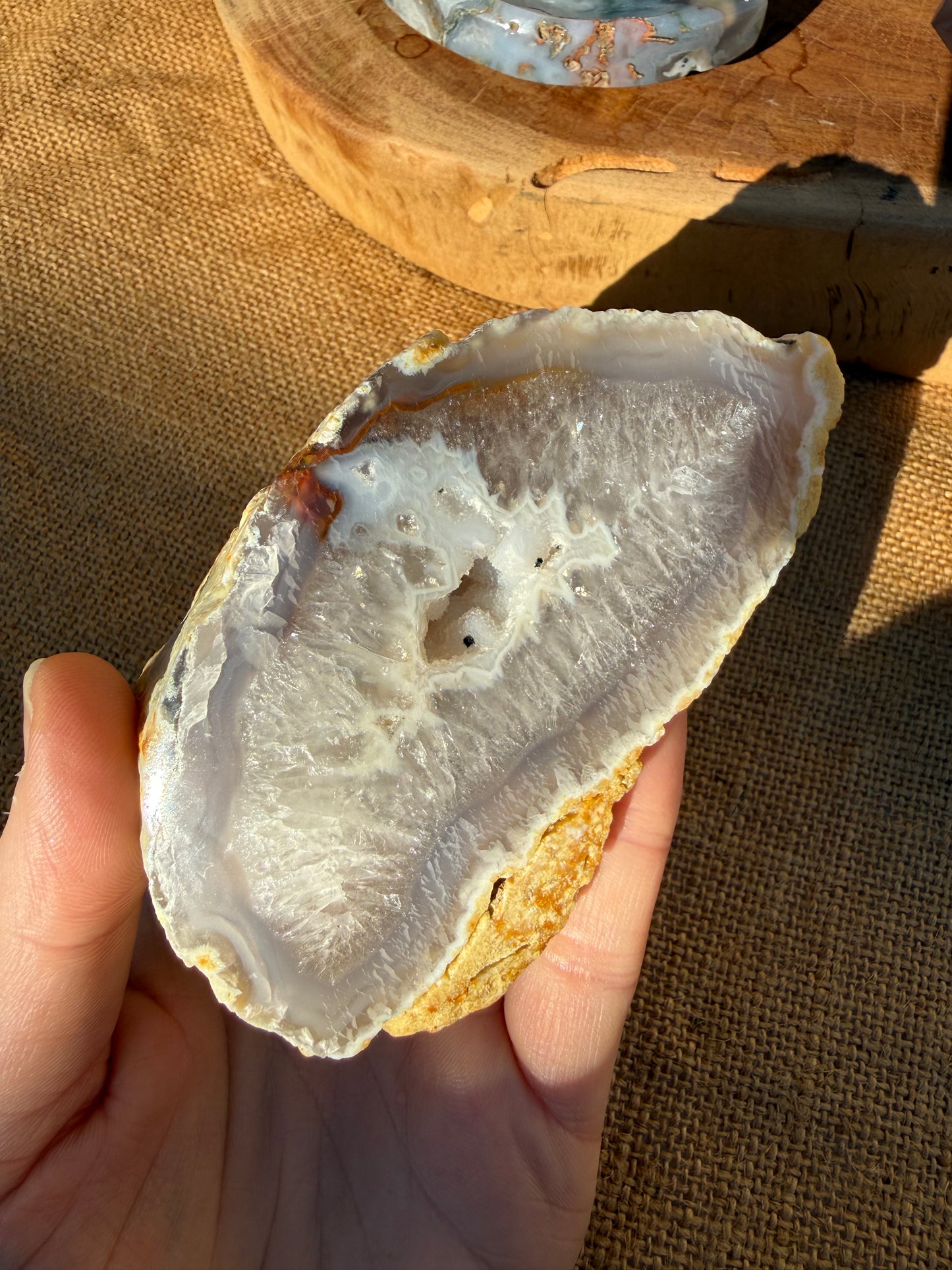 Agate Cut Base
