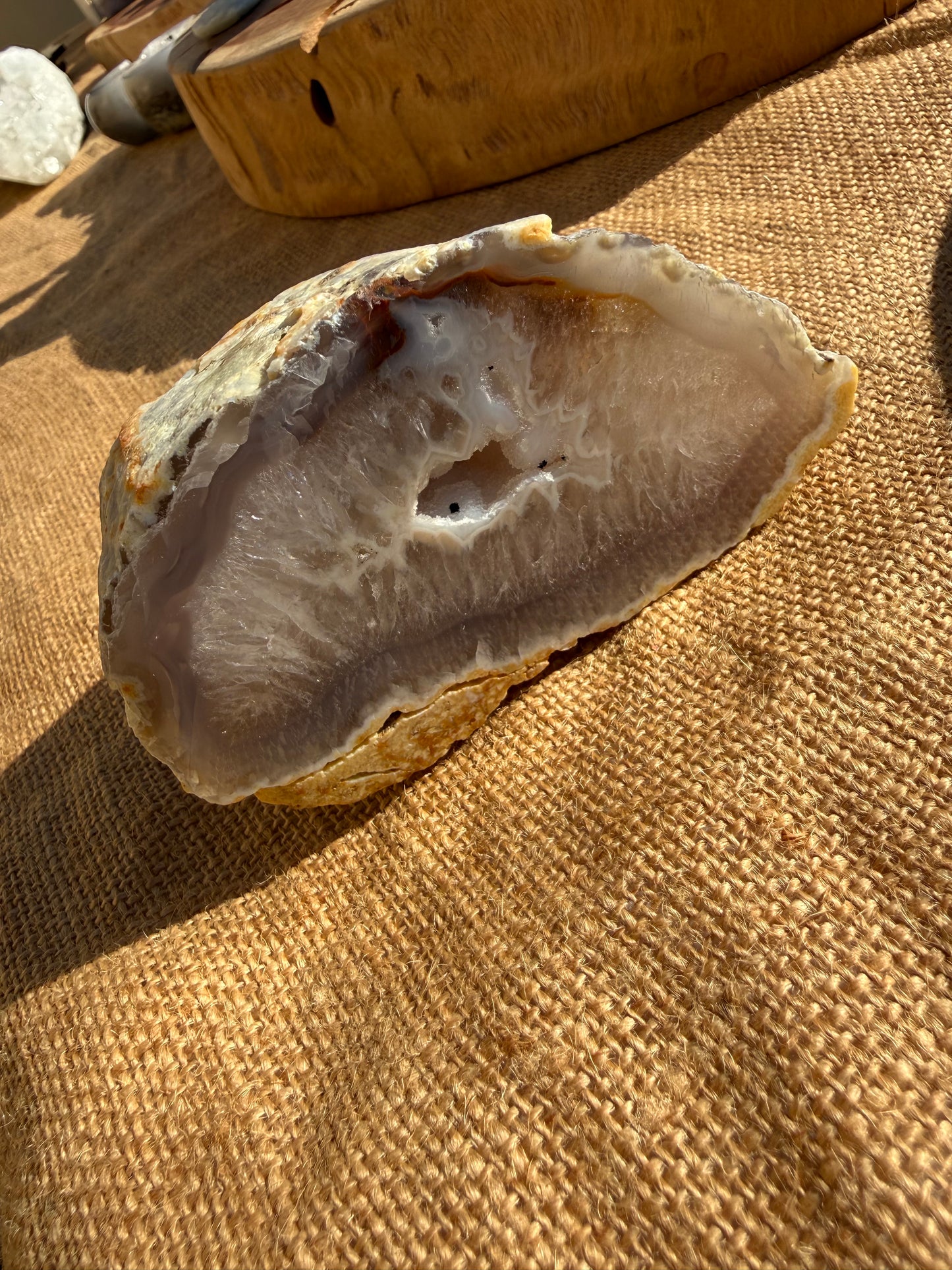 Agate Cut Base